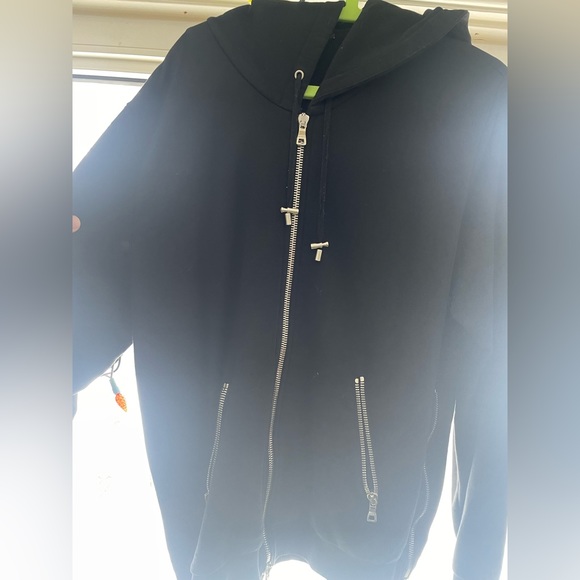 Balmain astronaut Print sweater. Payed 1800 cad. Lightly worn - Picture 2 of 3